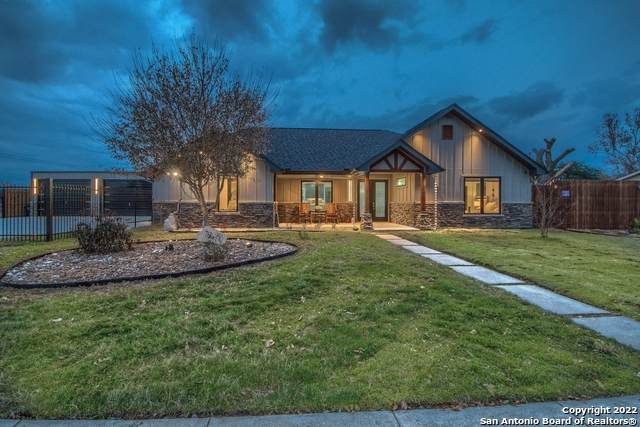 768 Carl Dr - Photo 1