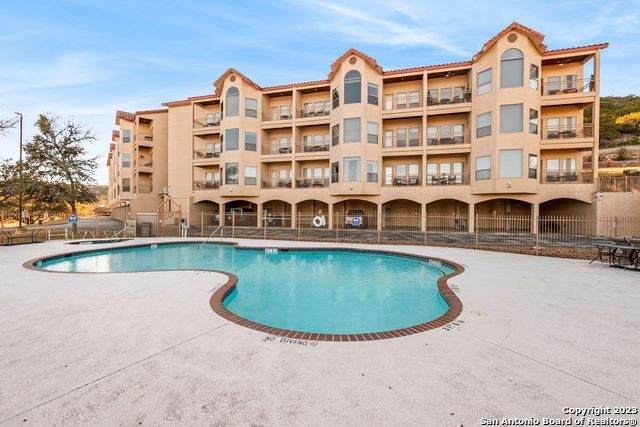 20 Tapatio Dr E - Photo 1