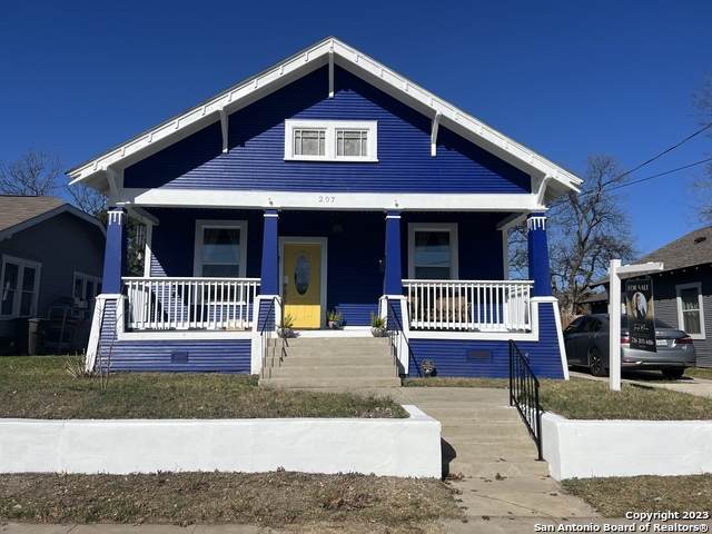 207 Dilworth St - Photo 1