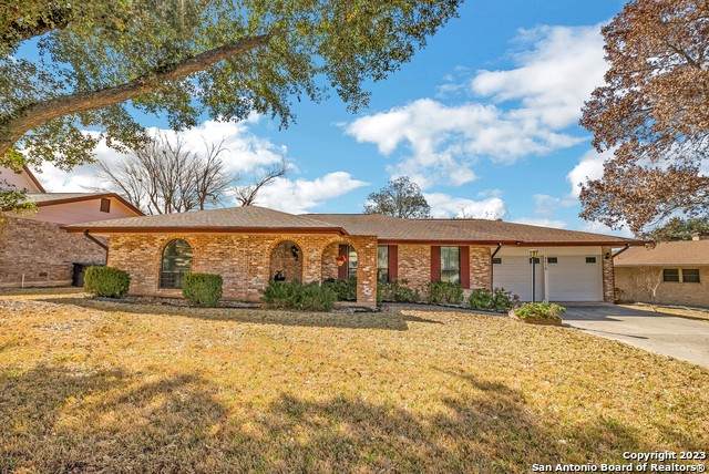 4510 Briar Frst - Photo 1