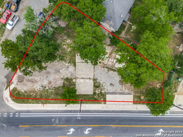 114 Montrose St - Photo 1