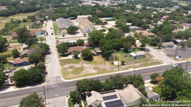 205 Odis - Photo 1