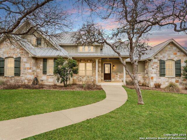 208 Hoskins Trl - Photo 1