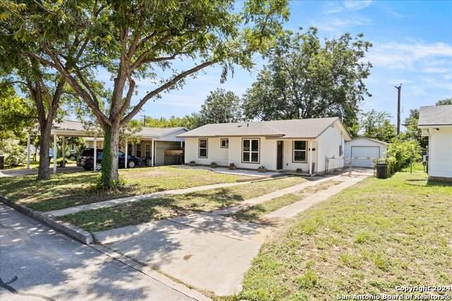 138 Cornish Ave - Photo 1