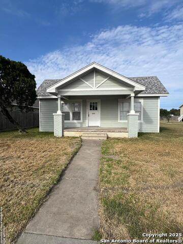 710 King Ave - Photo 1