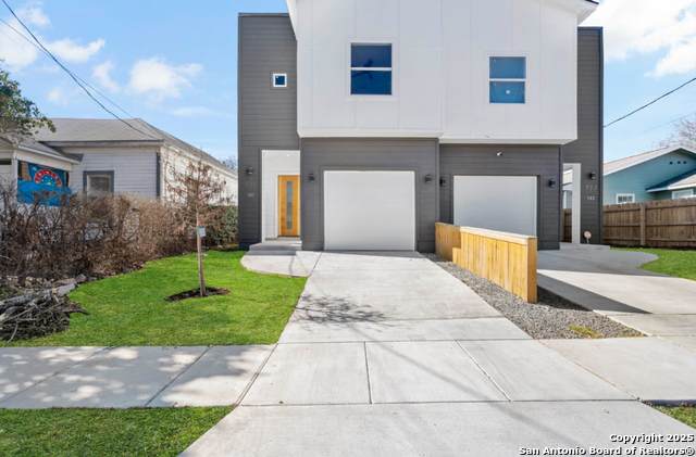 711 Olive St - Photo 1