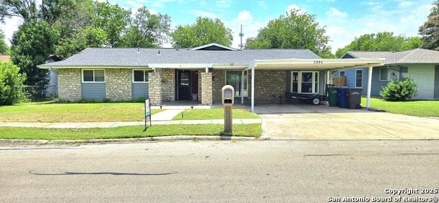 5894 Castle Run - Photo 1