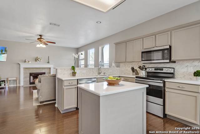 2219 Cardigan Hill - Photo 1