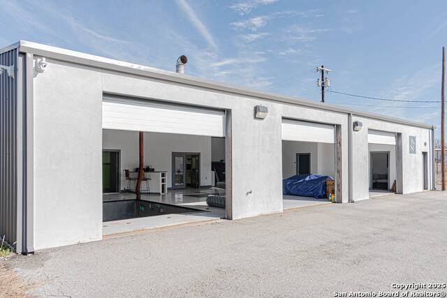 110 Eds Way - Photo 1