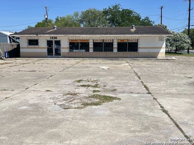 1230 Santa Gertrudis - Photo 1