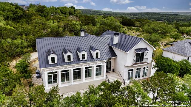 321 Bentwood Dr - Photo 1