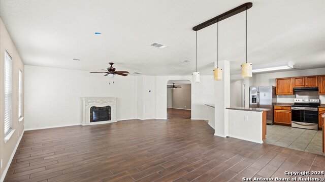 7519 Gramercy - Photo 1