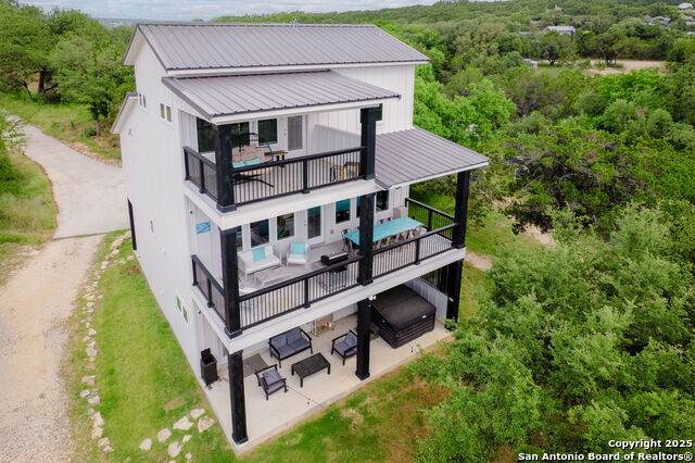 2488 Waterfront Park Dr - Photo 1