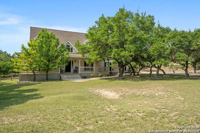 102 Kendall View Dr - Photo 1