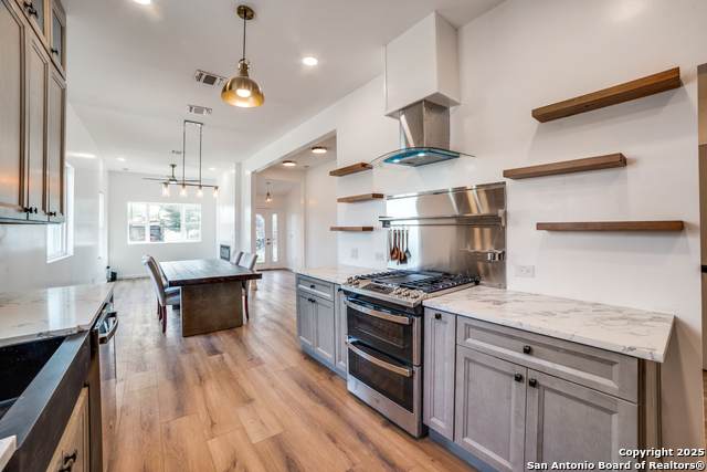 824 Elmwood - Photo 1