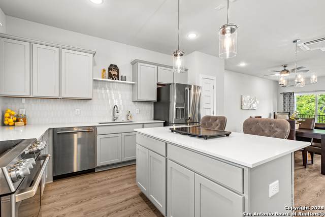 415 Ira Ave - Photo 1