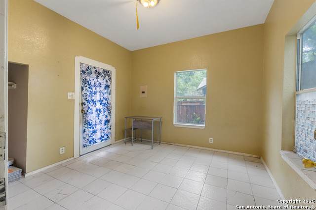 115 English Way - Photo 1