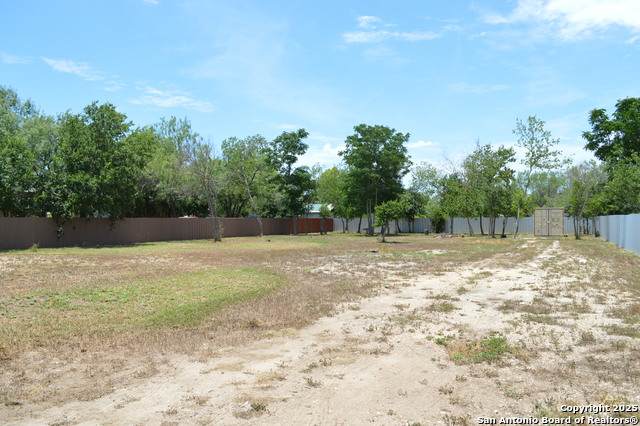 1251 Sw 35th St - Photo 1