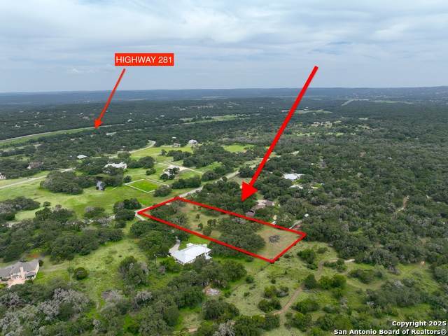 318 Crooked Oak - Photo 1