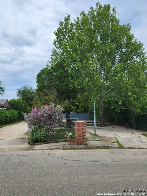 6511 Marcum Dr - Photo 1