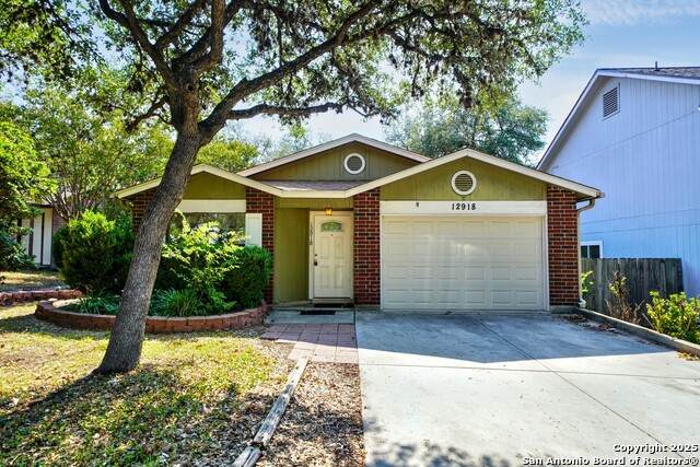 12918 Hunters Moon - Photo 1