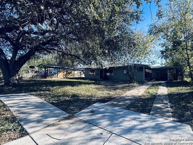 318 Charcliff - Photo 1