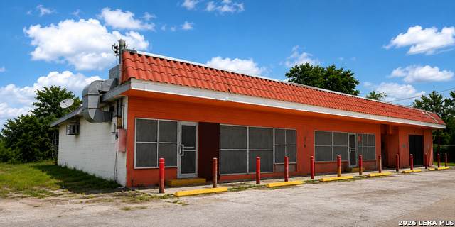 727 Historic Old Hwy 90 - Photo 1