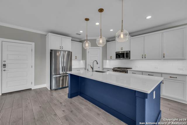 1511 Sandalwood Ln - Photo 1