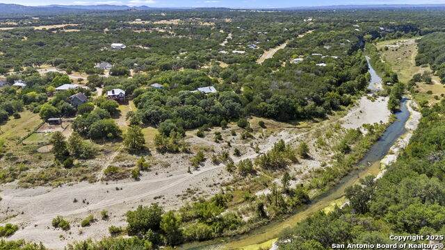 1265 Comanche Path - Photo 1