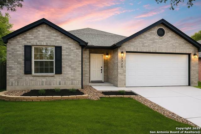 3320 Whisper Bluff - Photo 1