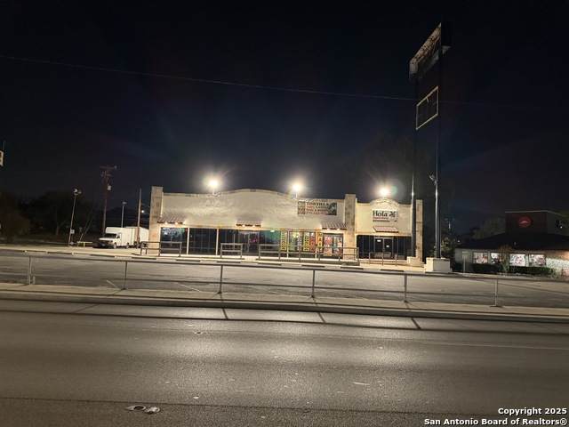 6646 San Pedro Ave - Photo 1