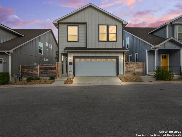 1511 Sandalwood Ln #10 - Photo 1