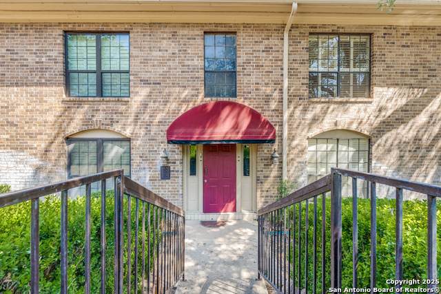 7926 Broadway - Photo 1