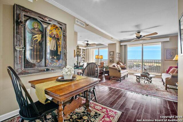 1 Towers Park Ln - Photo 1