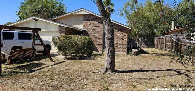 5527 Colewood - Photo 1