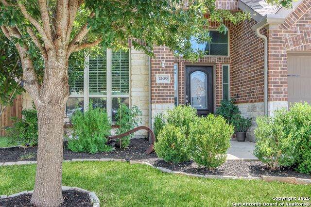 2109 Range - Photo 1