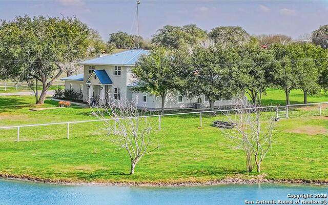 4015 Fm 623 - Photo 1