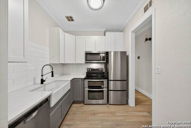 7711 Broadway Street Unit 8B - Photo 1