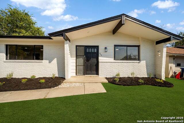 711 Northstar - Photo 1