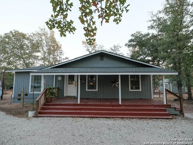 261 Oak Hollow - Photo 1