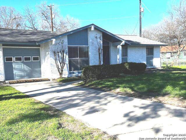 4435 Summer Wind - Photo 1