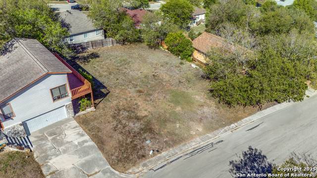 8907 Drowsey - Photo 1