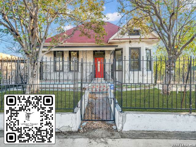 1610 Commerce - Photo 1