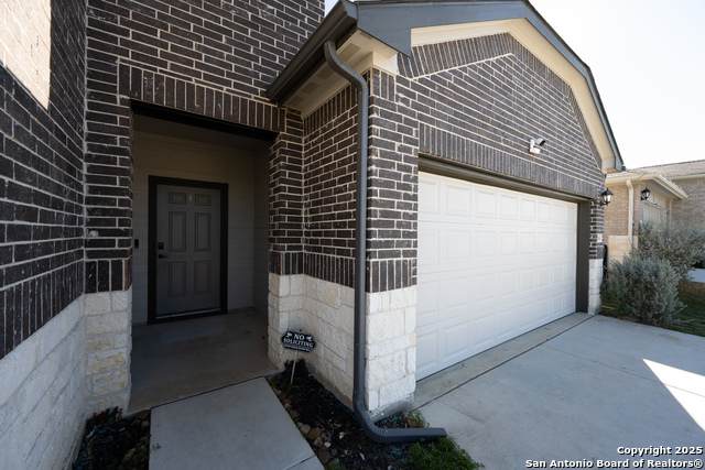 560 Chaco Loop - Photo 1