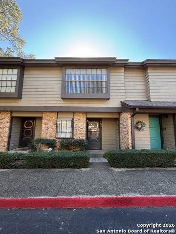 11815 Vance Jackson - Photo 1