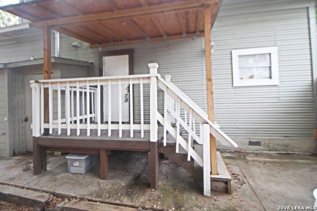 232 Cornell Ave - Photo 1