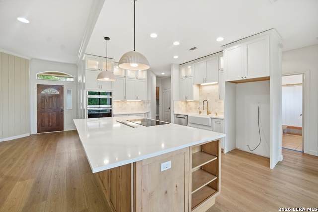 204 Tapatio Dr W - Photo 1