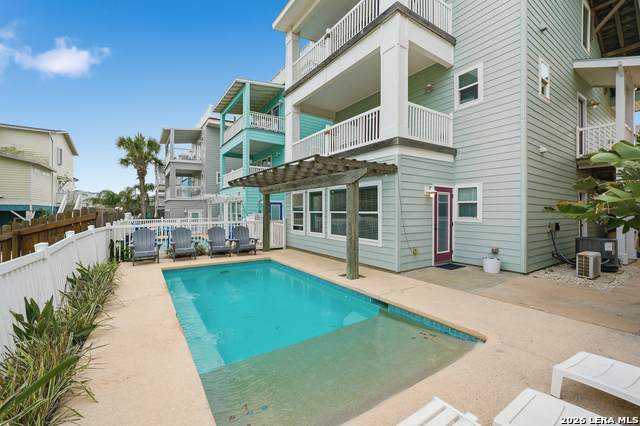 2525 11th St - Photo 1