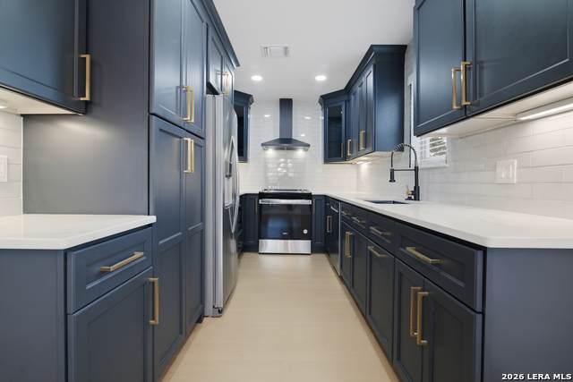 2718 Old Field Dr - Photo 1