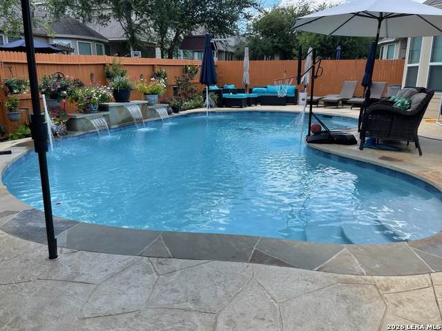 13920 Lazada - Photo 1